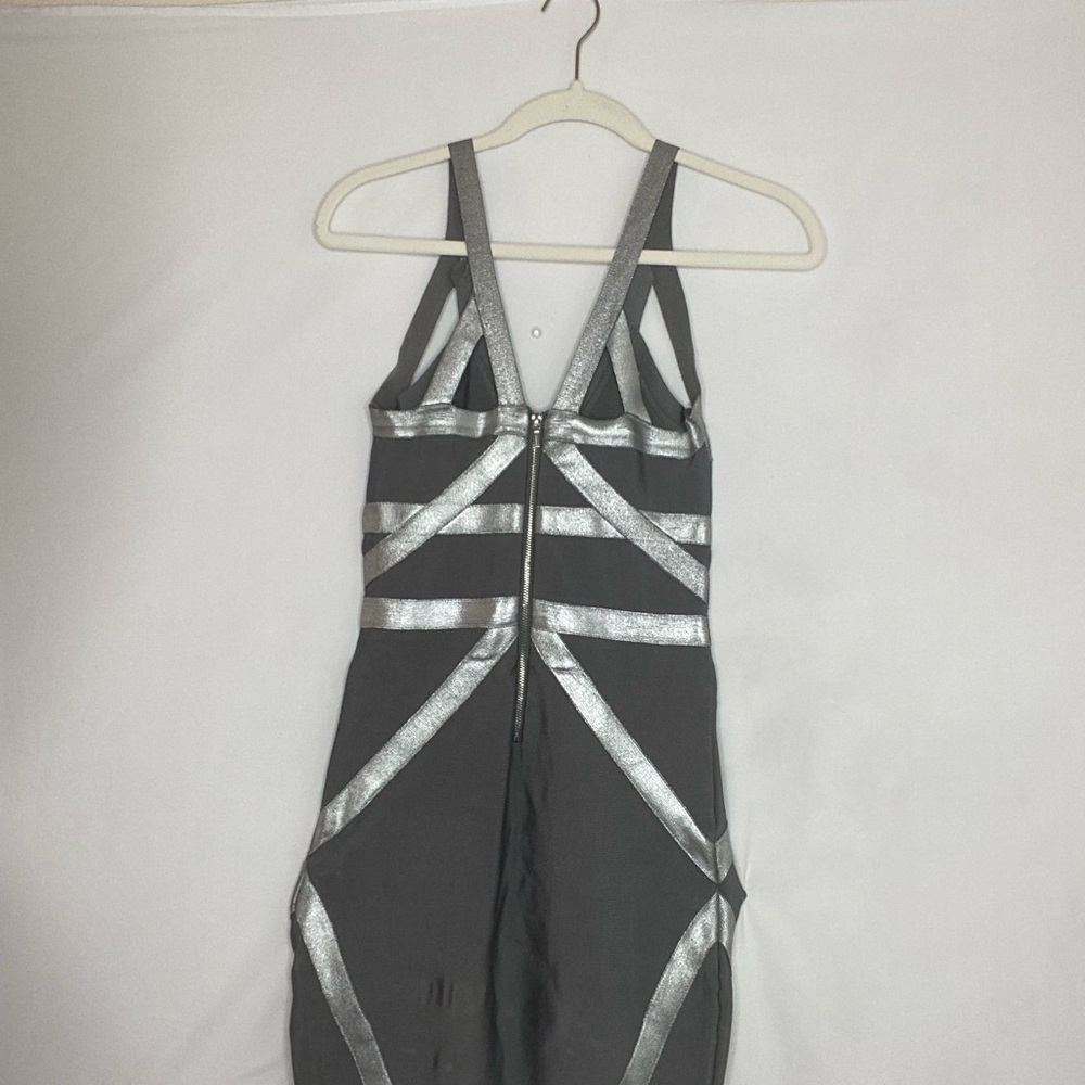 Stewpot silver BEBE dress